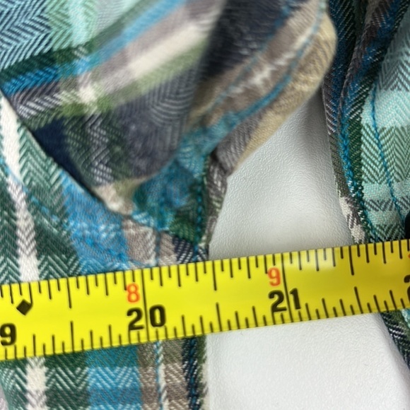 Men's Texwood Western Teal Plaid  Long-sleeve Collared Button-Up - Picture 5 of 8